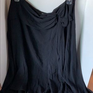 Dana Buchman silk skirt